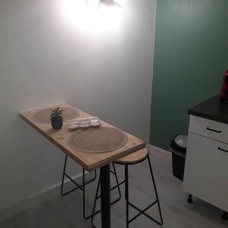 Joli Studio En Centre Ville 나르본 외부 사진